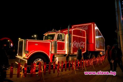 Коледната кампания на Coca Cola вдъхновява да споделямедобротоКоледната кампания на Coca Cola