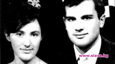 18 дни след сватбата със Славков, в авиокатастрофата с Катя Попова загива първата му жена Светла