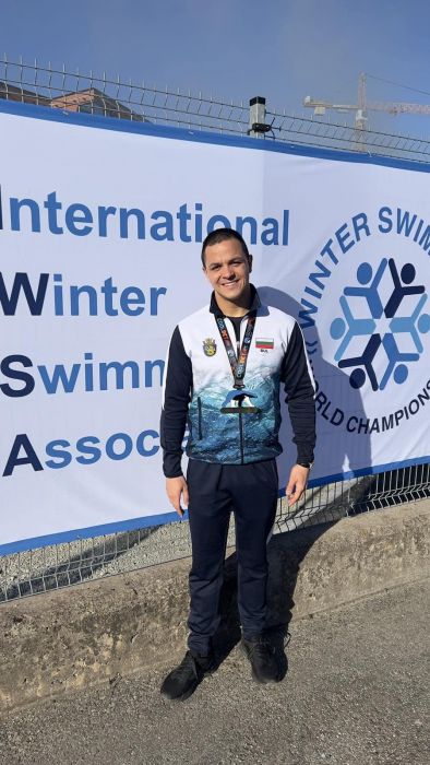Световна титла за бургаски плувец!Цанко Цанков стана Световен шампион по