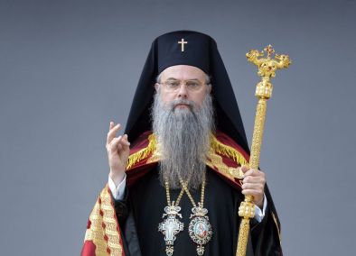 Пловдивският митрополит Николай Още пред отворения ковчег на Негово Светейшество