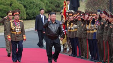 Закръгленият владетел на Северна Корея Ким Чен Ун се появи