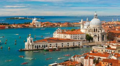 Венеция ще започне да събира такса за еднодневни екскурзии от