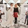 Анелия Петкова с манекенка, която представи рокля на Bridal Fashion