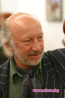 Чапкънов прави паметник на Радичков