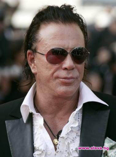 Оневиниха Мики Рурк - slava.bg