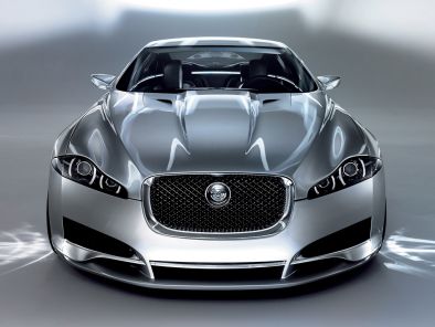 Индийци купуват Jaguar и Land Rover