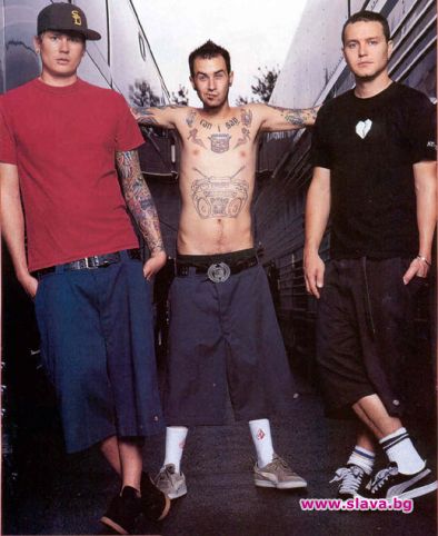 Blink 182 се събират заради наградите Грами