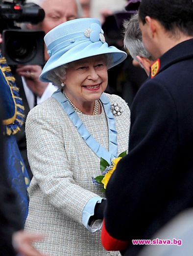 Кралица Елизабет Втора навършва днес 83 години