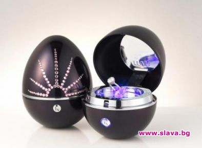 Kутия за годежни пръстени, която се отваря с целувка?