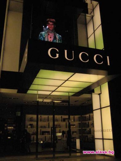 Gucci съди за фалшификати компании за кредитни карти