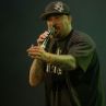 B-real изиска нормални цени на алкохола по време на концерта си