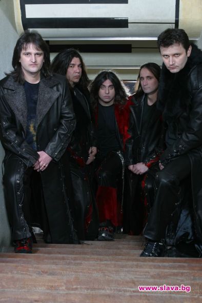 АХАТ с три поредни лайфа