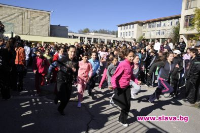 НАД 400 ДЕЦА ПРЕМЕРИХА СИЛИ В СПОРТНАТА НАДПРЕВАРА 