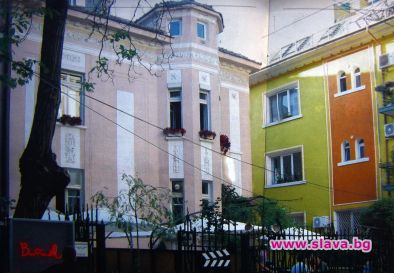 Продуцентът на Стъклен Дом затвори ресторанта си в София