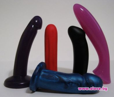 Сексманиаци задигнаха 4 вибратора от магазин