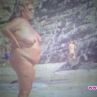 Марта Вачкова гола, шокира туристи на плажа