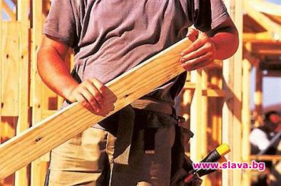 Дърводелец си клъцна мъжеството по невнимание