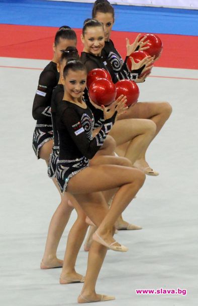 Грациите делнаха 230 бона