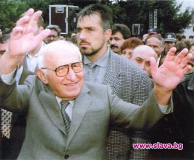 Живков щял да ни прави западняци през 1988г.