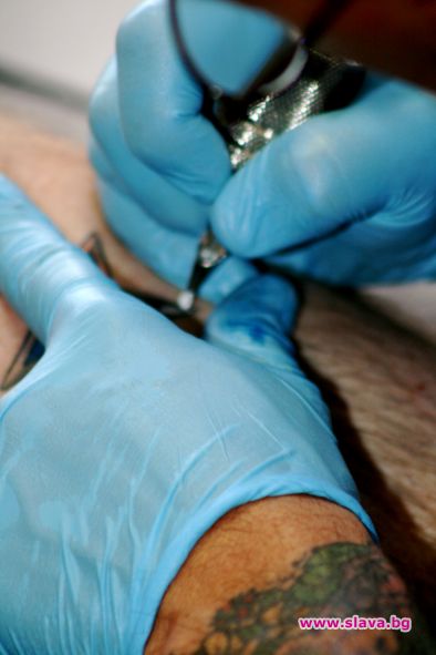 Татуировка предизвика 3-месечна ерекция