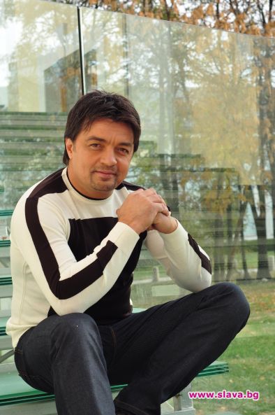 Искрен Пецов с нова песен
