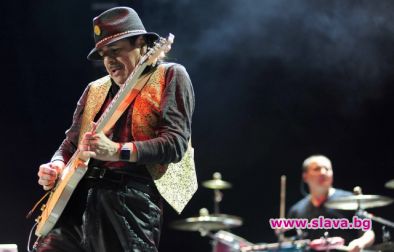 Карлос Сантана с 36-и албум 