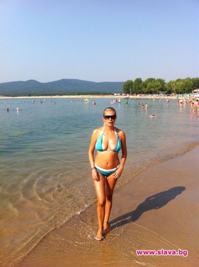 Венета Райкова: Това лято няма да си купувам дрехи