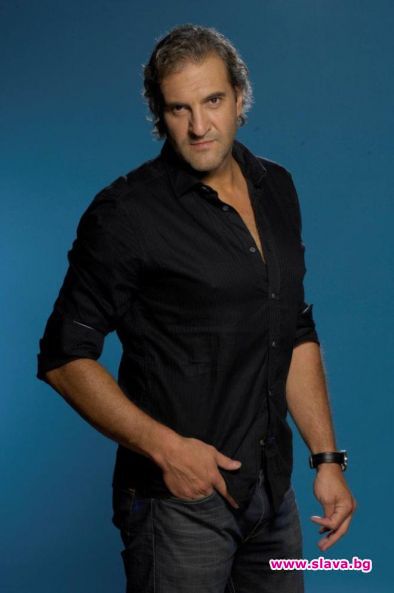 Юлиян движи с мутри