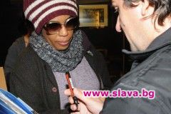 Фенове блокираха Мейси Грей преди концерта