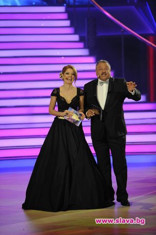 Александра Сърчаджиева празнува рожден ден в Dancing Stars