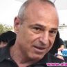 Митко Пайнера строи блок върху детска площадка 
