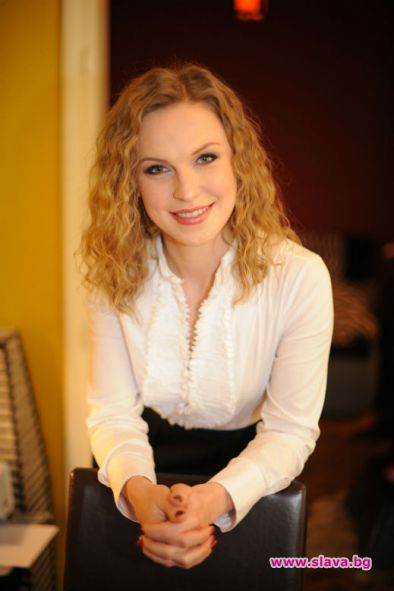 Отказват българско гражданство на Оксана Станчева