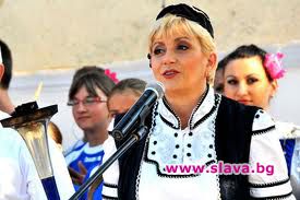 Николина Чакардъкова: Съдбата ми изпрати изпитанието рак