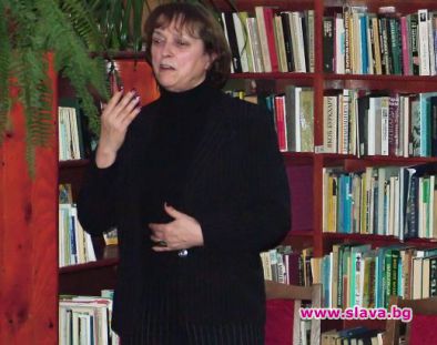 Надежда Захариева лежала безпомощна на земята цяла нощ!