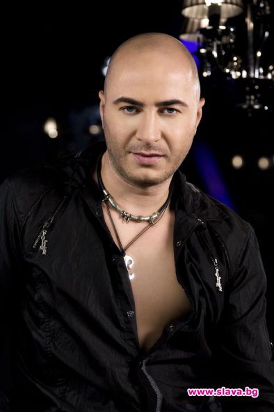 Кризата удари и фолка