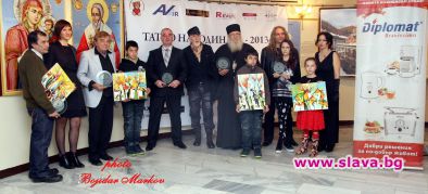 Отец Иван и Емо Анчев станаха татковци на годината