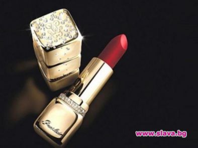 Абитуриентка си поръча червило за 62 000 долара