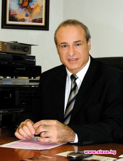 Централата на „Пайнер“ се разпада