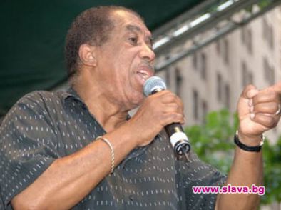 Издъхна изпълнителят на 