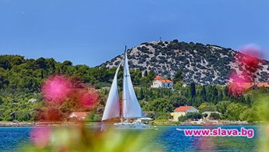 Как Хърватия приема равен брой туристи с нас, но прави 6 пъти повече нощувки и 10 пъти повече пари