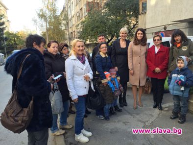 Петя Раева и баронеса Ангелова подкрепиха майки на страдащи от диабет деца