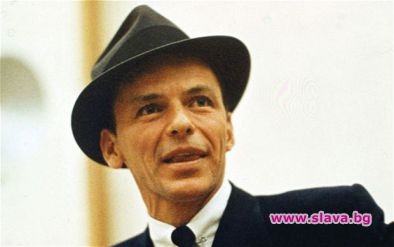 Синатра вземал по 12 душа на ден