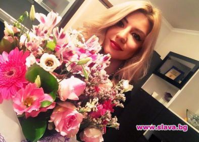 Ненчо глези Йоана като принцеса