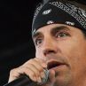 Вокалистът на "Ред хот чили пепърс" е в болница