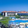 И с 50% отстъпка, 2 туристки в хотел със 720 легла в Анталия