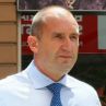 Братовчедката на К.Добрев прави кампанията на ген.Радев   
