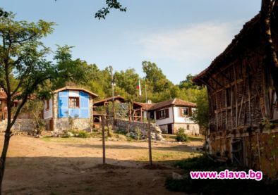 Рапарът DEE паникьосан във „Фермата“