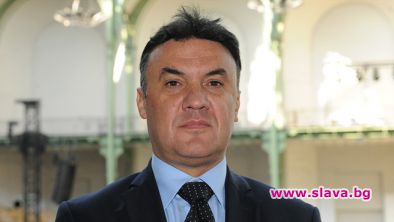 Боби Михайлов всеки ден на фризьор