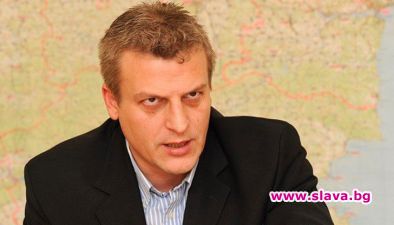 Петър Москов глобен с 300 лева за цигара