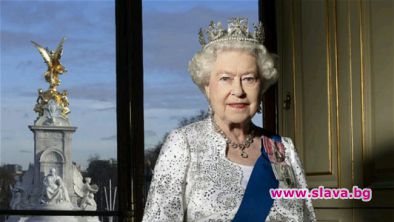 Защо кралица Елизабет II празнува два рождени дни?